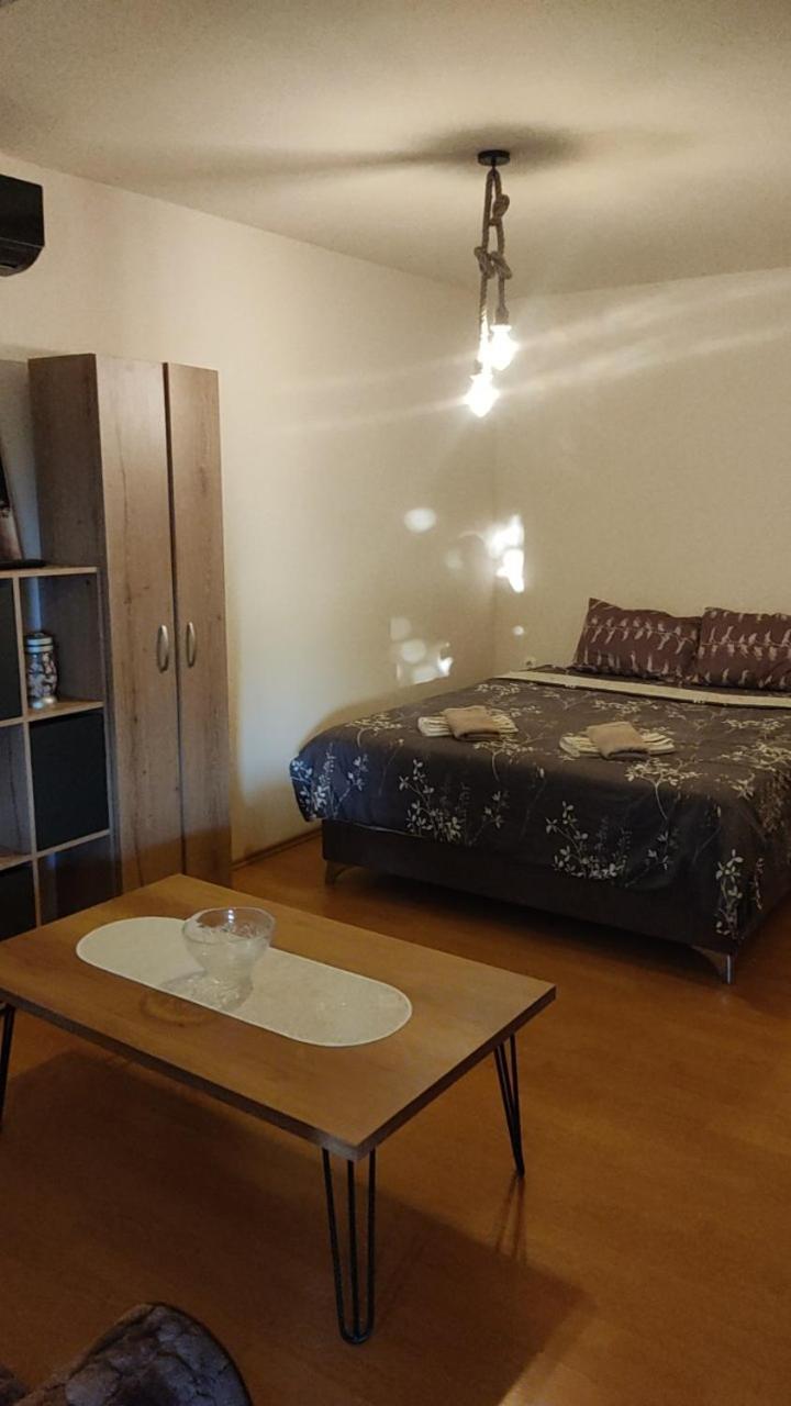 Guest House Stevovski Elshani Экстерьер фото