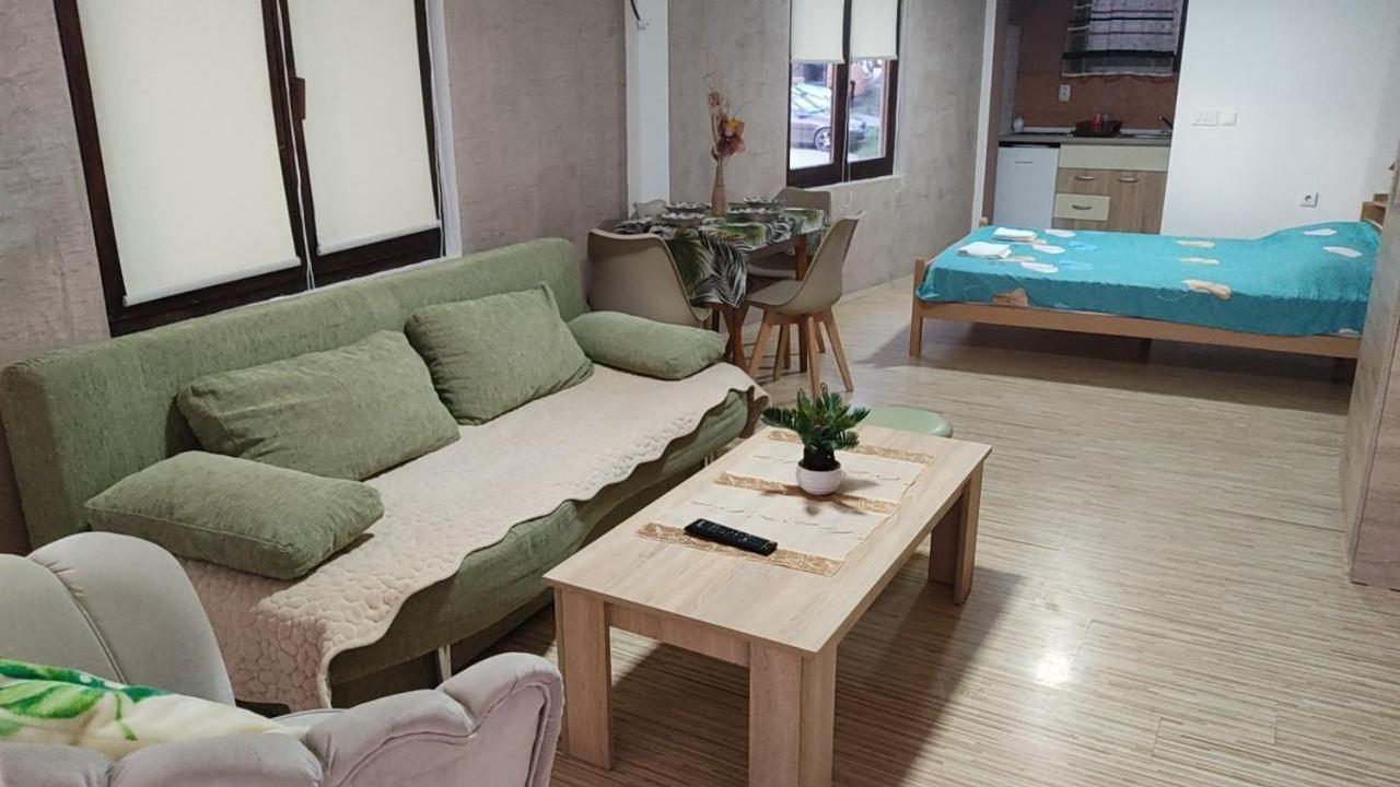 Guest House Stevovski Elshani Экстерьер фото